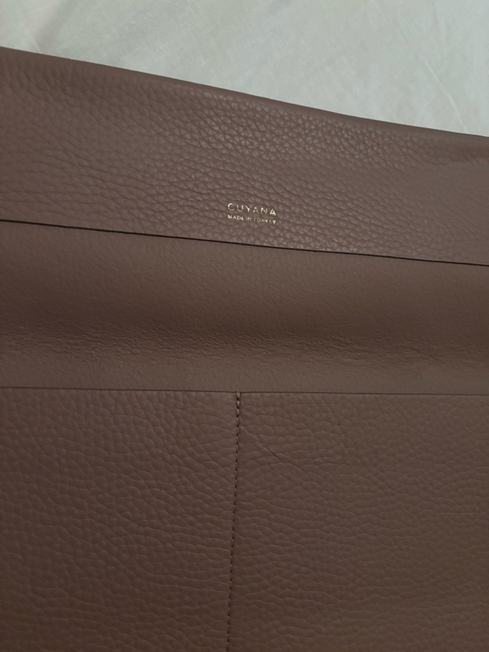 Cuyana Tech Carryall 16-inch Laptop Sleeve - Cappuccino - Picture 2 of 4